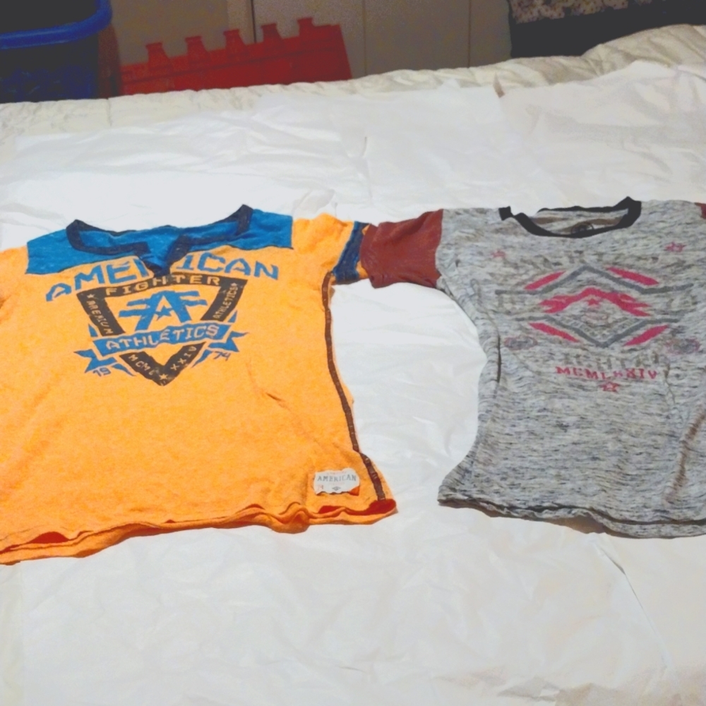 American Fighter short sleeve fitted shirts. Size Large